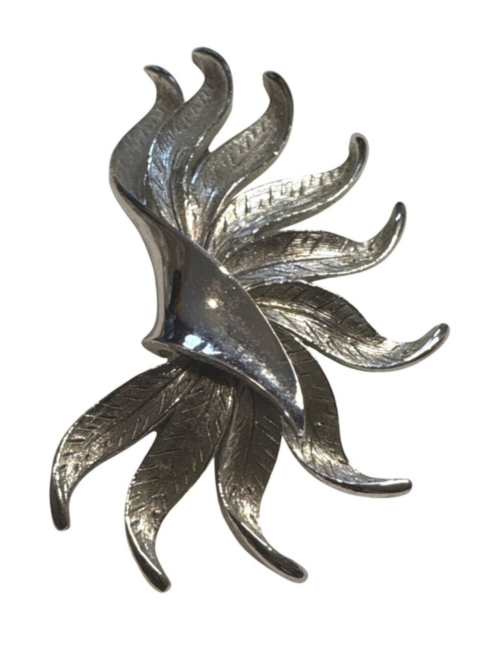 Vintage Silver-Tone Leaf Brooch Pin With Textured & Polished Details Retro State - Picture 3 of 10